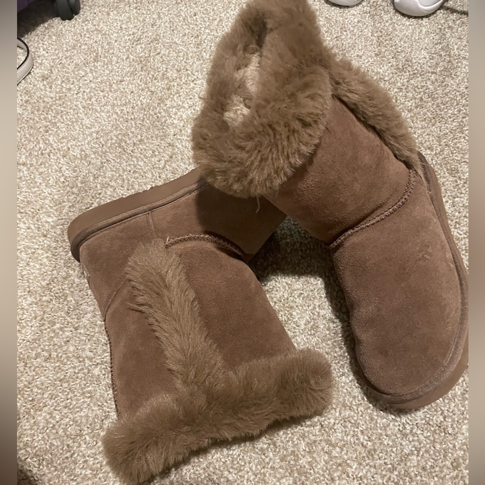 Brown boots